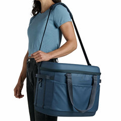 Carryout™ Soft Cooler 30 L